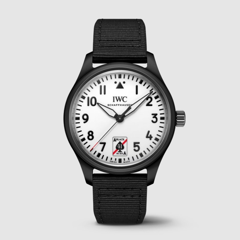 IWC 파일럿워치 블랙 에이스 41mm 화이트 다이얼 오토매틱 블랙 텍스타일 스트랩 시계