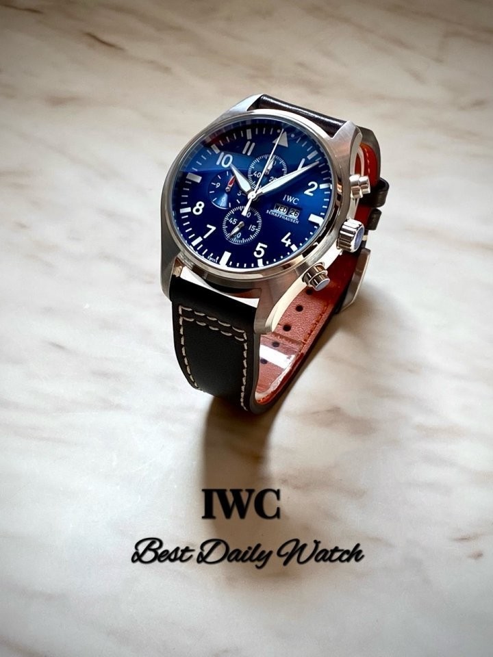 IWC 워치 크로노그래프 스핏파이어 블루다이얼 데이 데이트